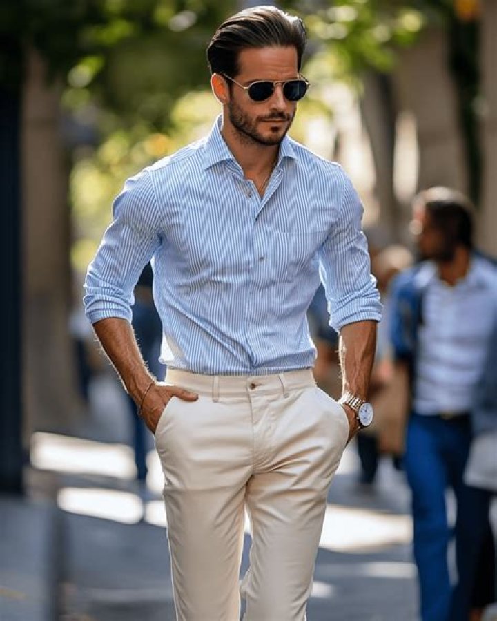 Are chinos in fashion?