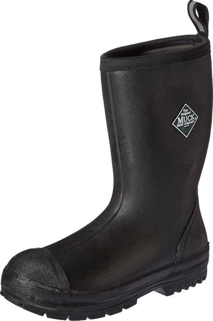 Are muck boots chemical resistant?