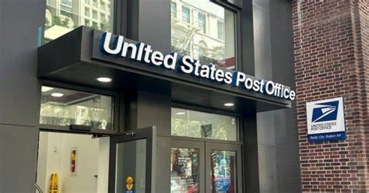 Are there any post offices open late on tax day?