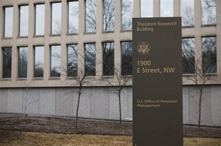 Can federal contractors telework?