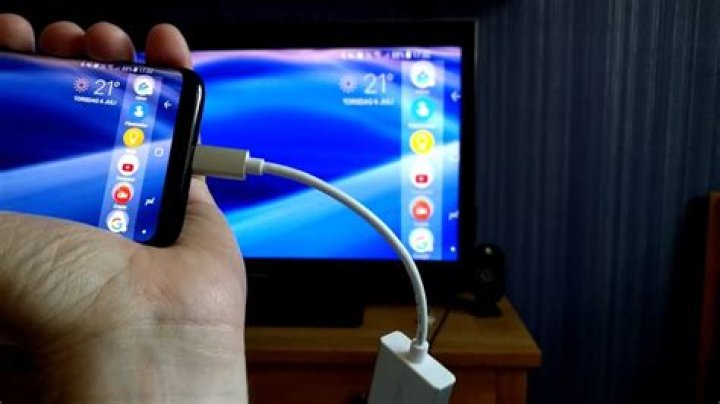Can Galaxy s8 connect to TV?
