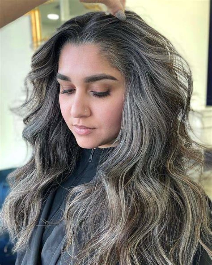 Can gray hair be lightened?