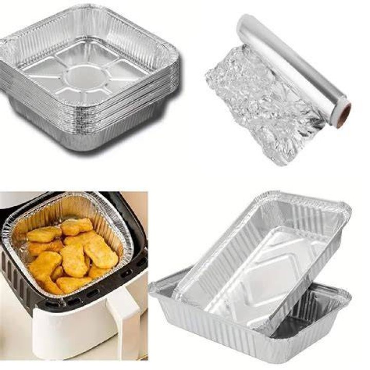 Can I use aluminum foil in the Airfryer?