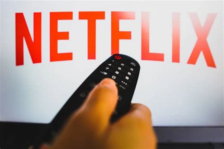 Can I watch Netflix without an Internet connection?