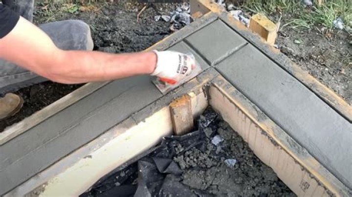 Can you make concrete black?