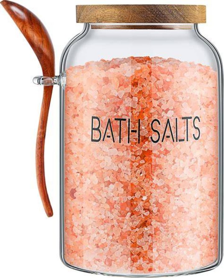 Can you put normal salt in the bath?