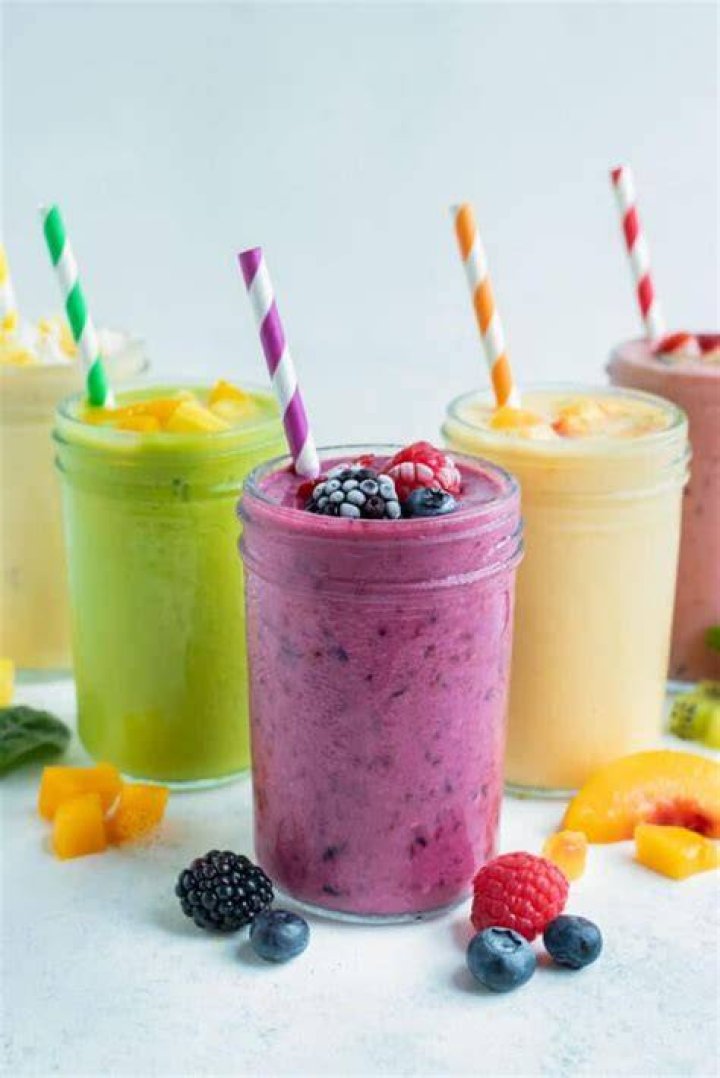 Can you put water in a fruit smoothie?