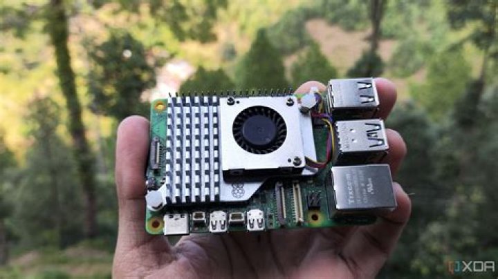 Can you put Windows 10 on a Raspberry Pi?