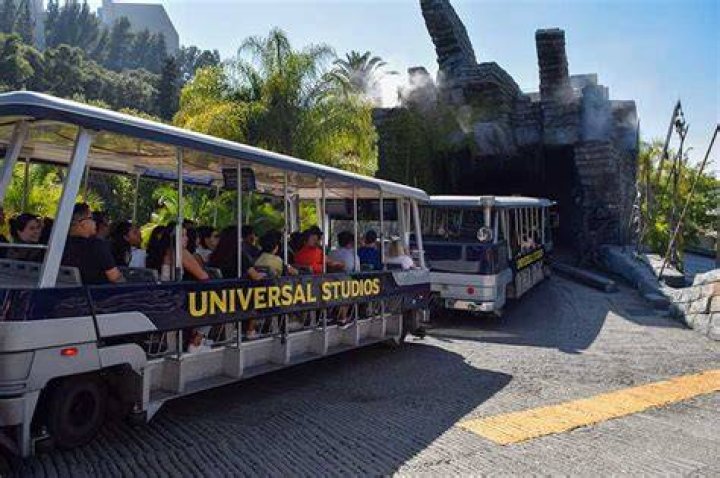 Can you tour Universal Studios?