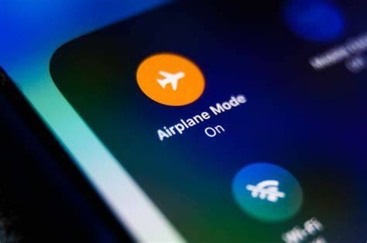 Can you track a phone in airplane mode?