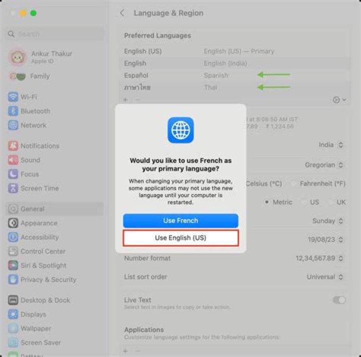 Can you translate a page in Safari?