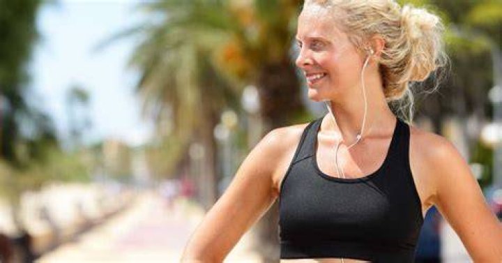 Can you wear a bra swimming?