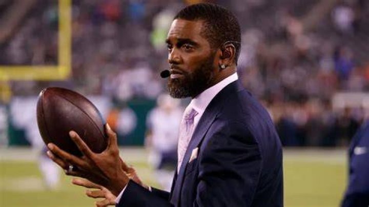 Do Randy Moss have a ring?