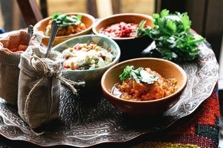 Do spicy foods kill bacteria?