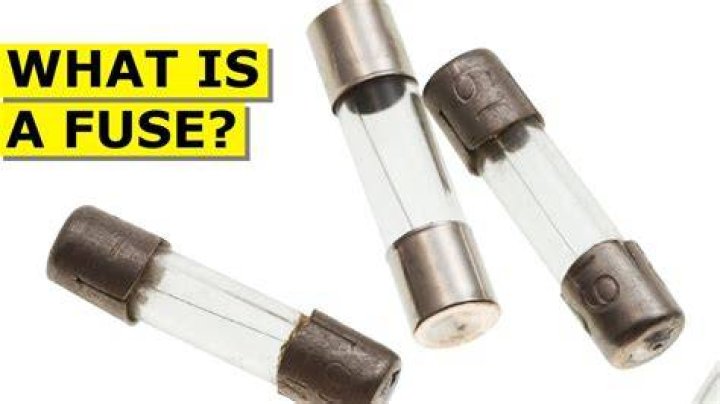 Do turn signals have a fuse?