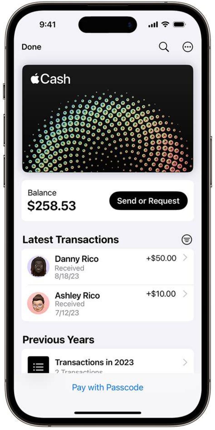 Do you have to pay a monthly fee for Apple Watch?
