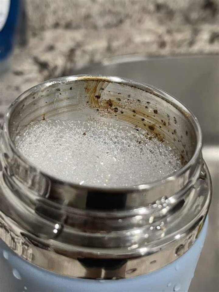Does boiling bottles kill mold?