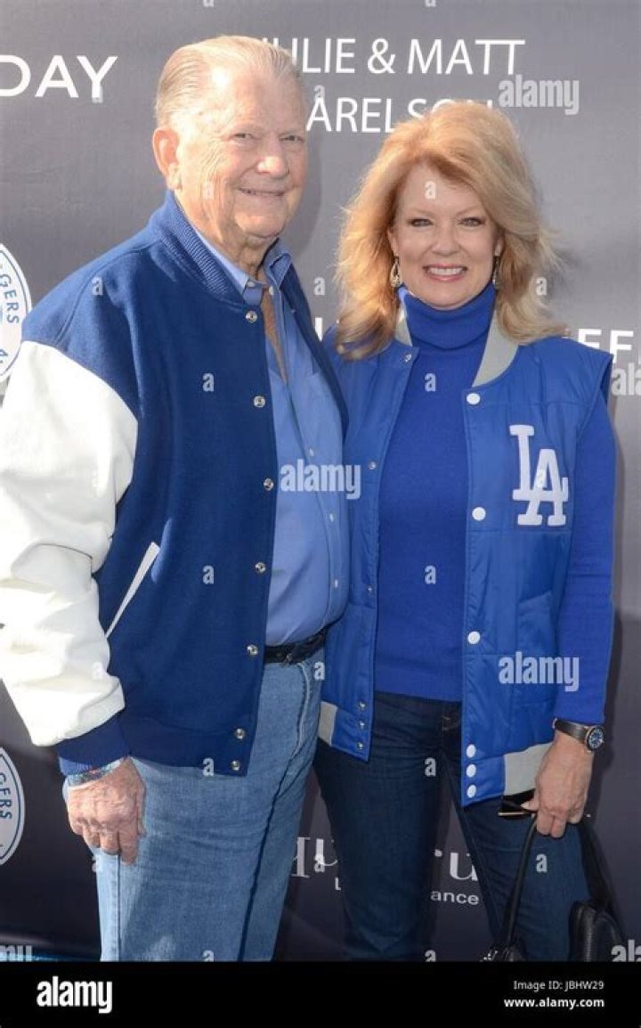 Does Burt Sugarman own the Dodgers?