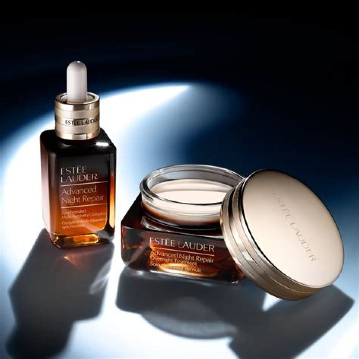 Does Estee Lauder oxidize?