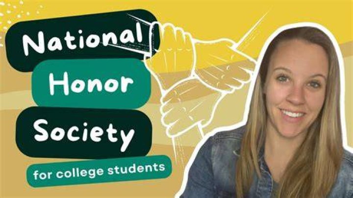 Does National Honor Society help with scholarships?