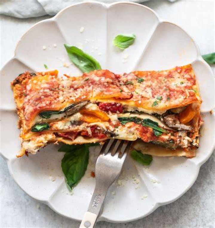 Does Olive Garden have vegetable lasagna?