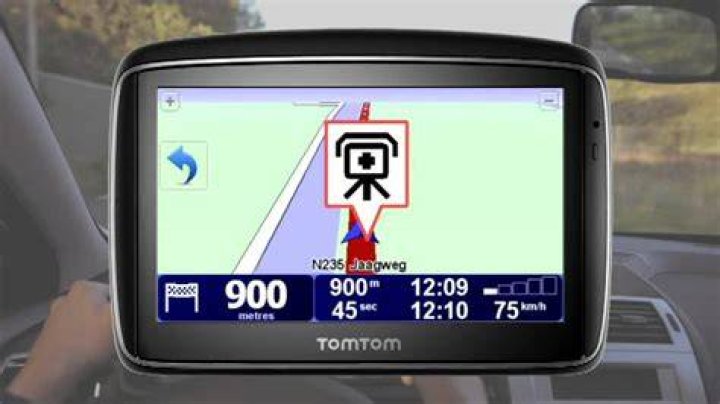 Does TomTom Live Services include speed cameras?