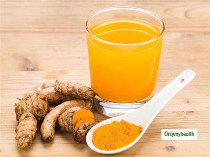 Does turmeric help with water retention?