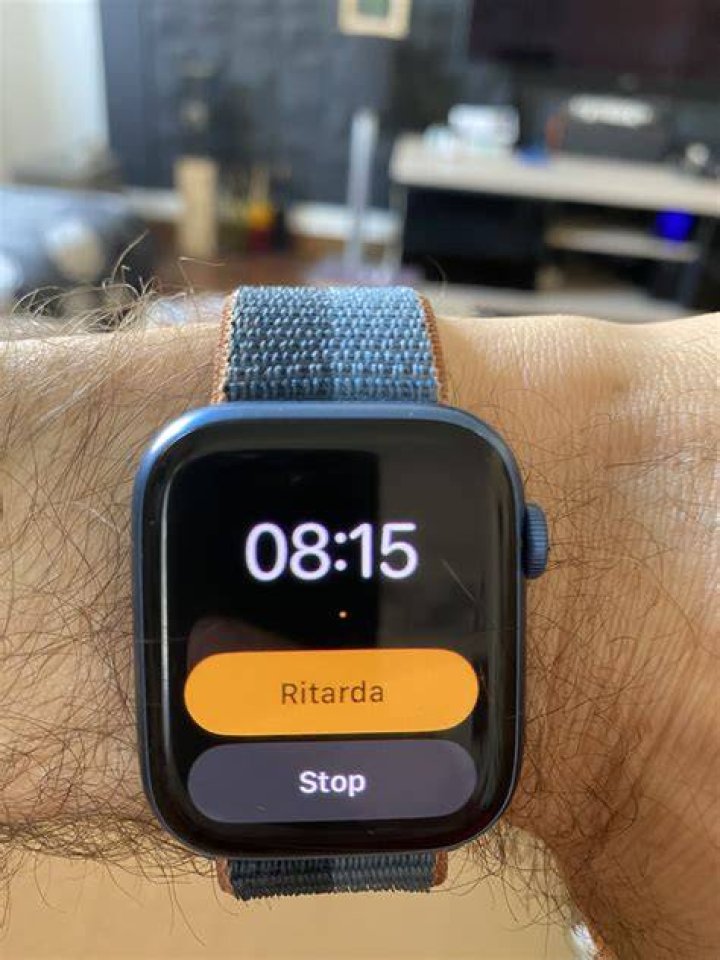 How do I change my exercise on my Apple Watch?