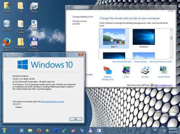 How do I change my Windows 7 theme to Windows 10?