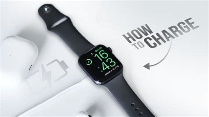 How do I power off my Apple Watch Series 4?