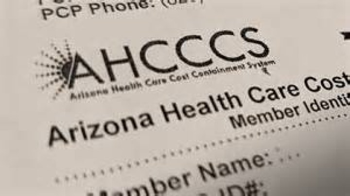 How do I qualify for Ahcccs?
