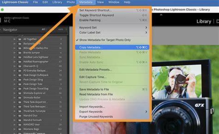 How do I remove metadata from a photo in Photoshop CC?