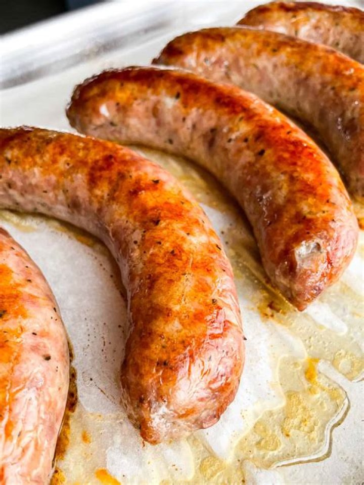 How do you cook sausage on a BBQ?