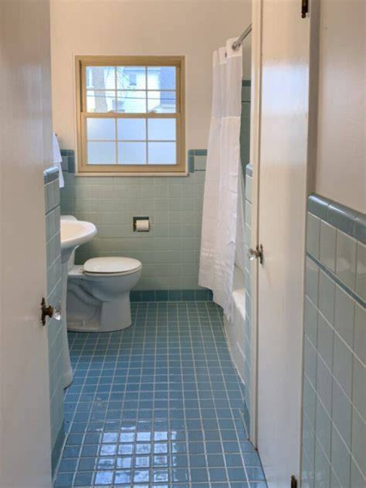 How do you demo tile in an old bathroom?