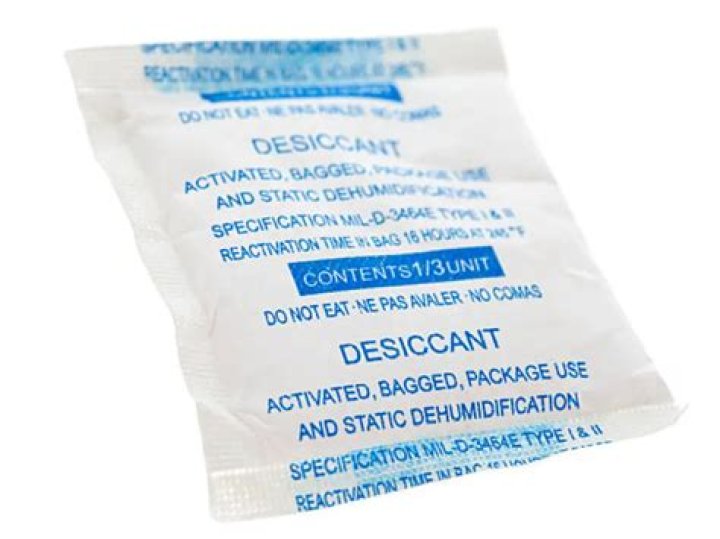 How do you dry desiccant packs?