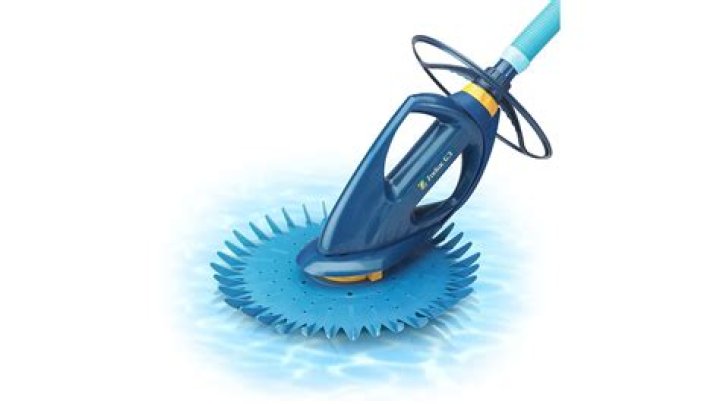 How do you hook up an automatic pool cleaner?