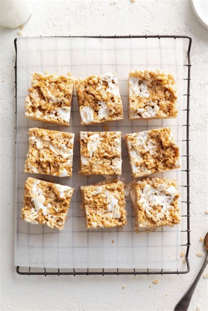 How do you keep Rice Krispies soft?