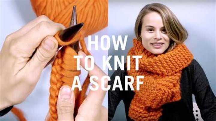 How do you knit a scarf with a pencil?