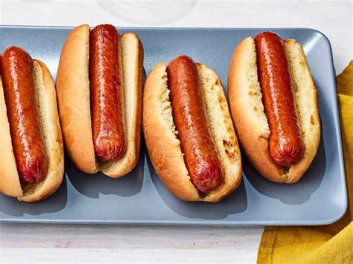 How do you know if hot dog buns are bad?