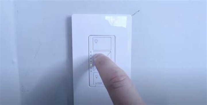 How do you know if your dimmer switch is bad?