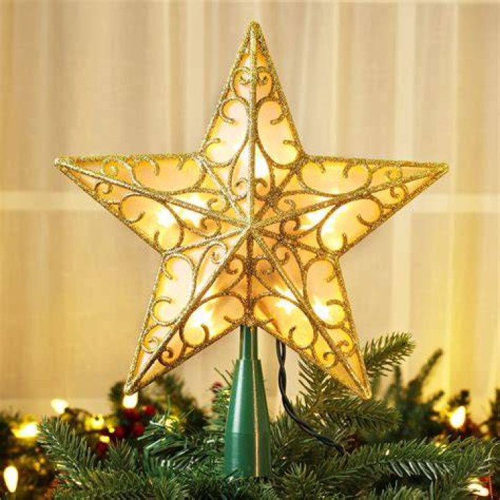 How do you make a Christmas star with lights?