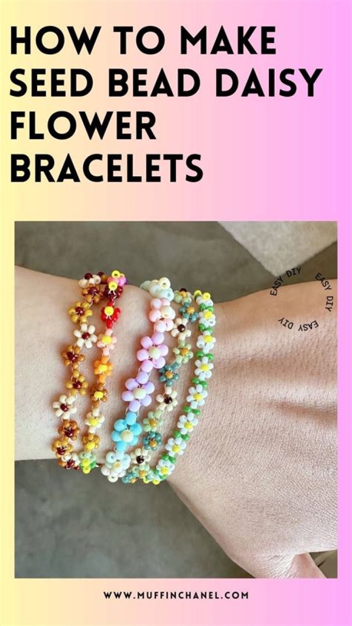 How do you make a flower bracelet?