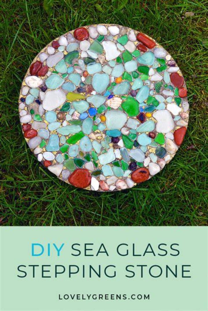 How do you make a stained glass stepping stone?