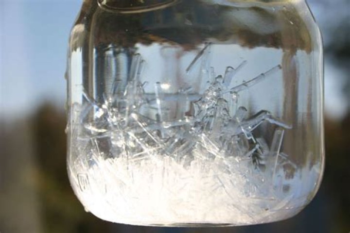 How do you make crystal needles with Epsom salt?