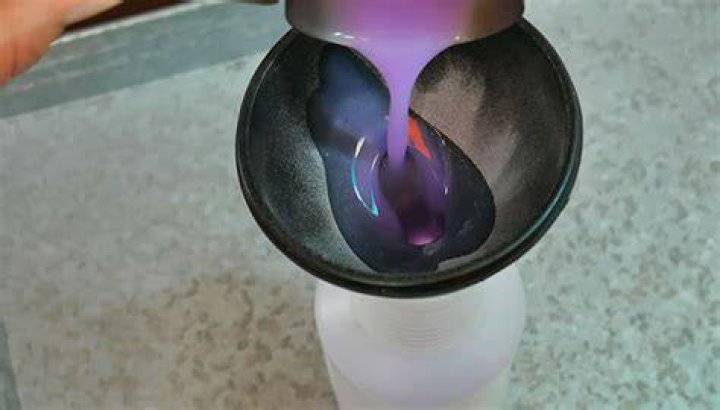 How do you make fabric softener spray?