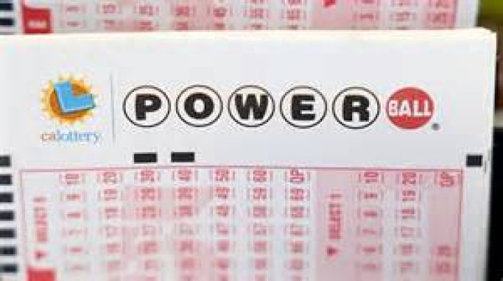 How do you play Powerball in Wisconsin?
