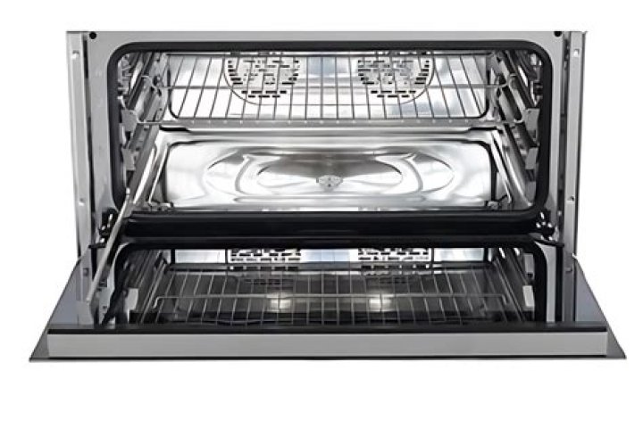 How do you steam clean a Frigidaire oven?