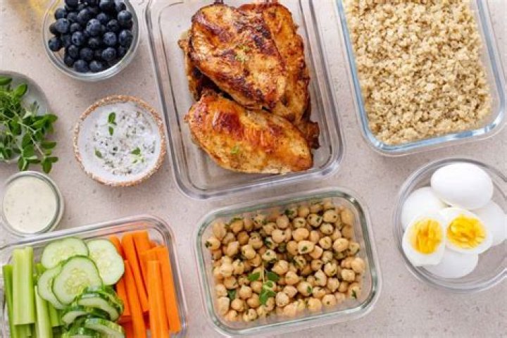 How does meal prep stay fresh?