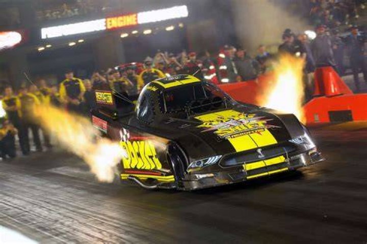 How fast are Top Fuel Funny Cars?
