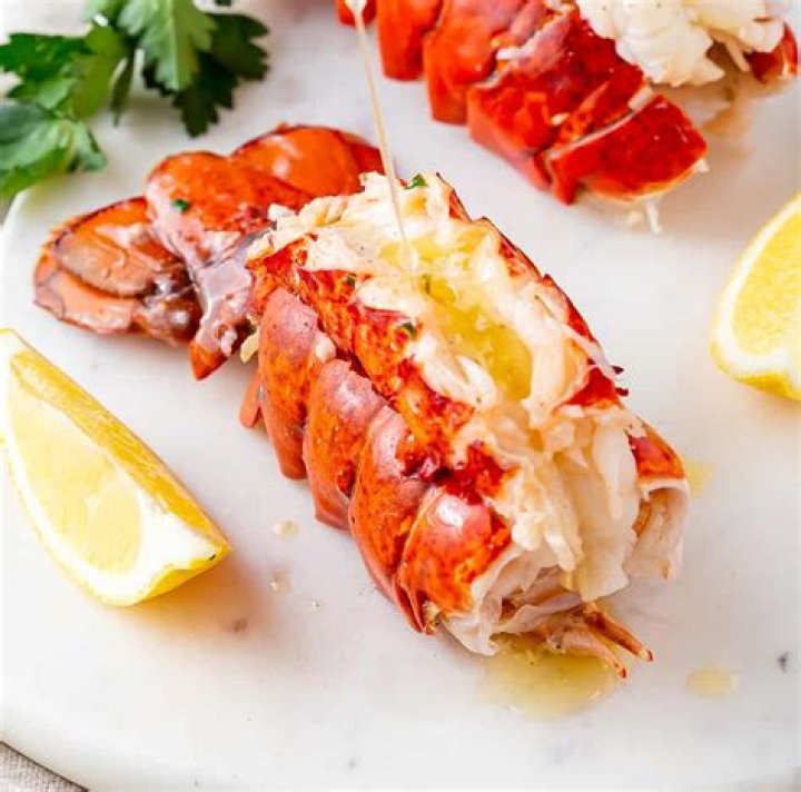 How long do you cook a 2 pound lobster?
